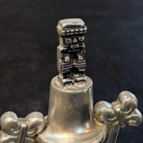 Vintage Pewter Chamberstick Candle Holder Set of 2 - Picture 12 of 13